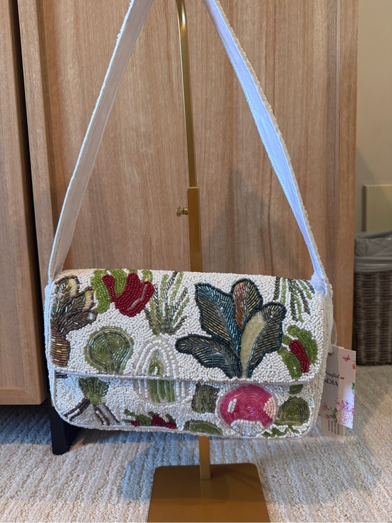 Handbags - NWT~ Viral Beaded Floral Embroidered Shoulder Bag in White and Green